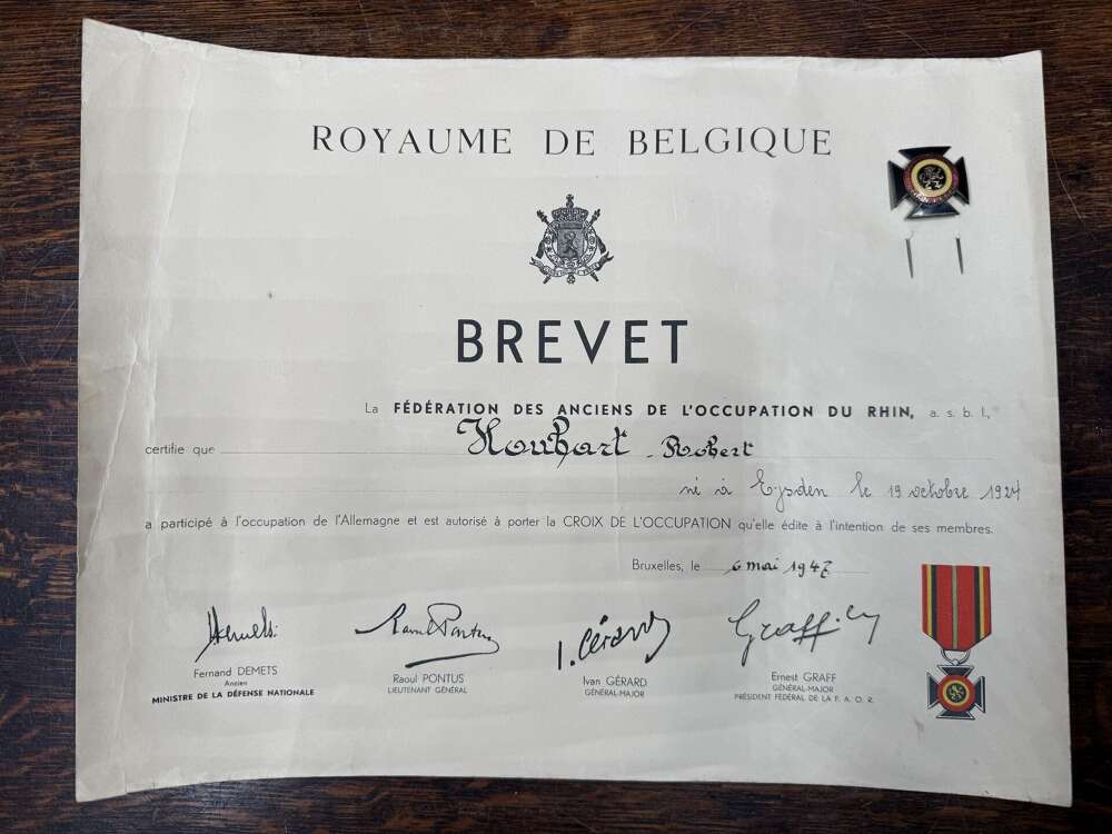 2x Belgian Medals & Certificates