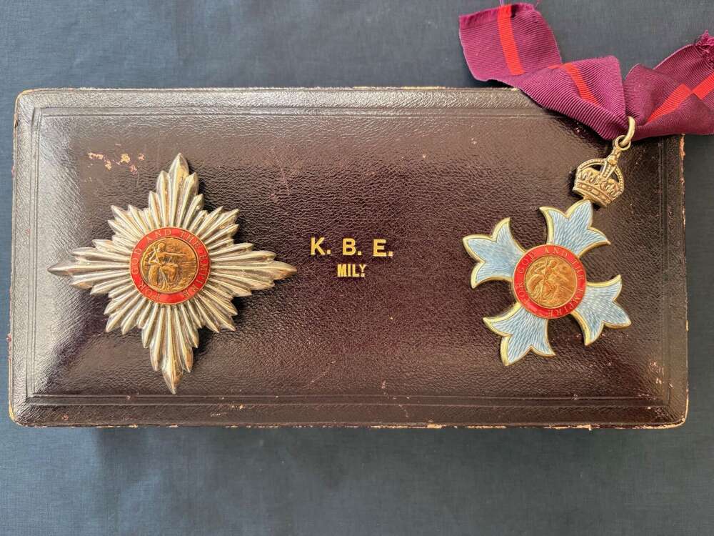 KBE 1st Type MILITARY 1916 KNIGHTHOOD, ORDER OF THE BRITISH EMPIRE SET.