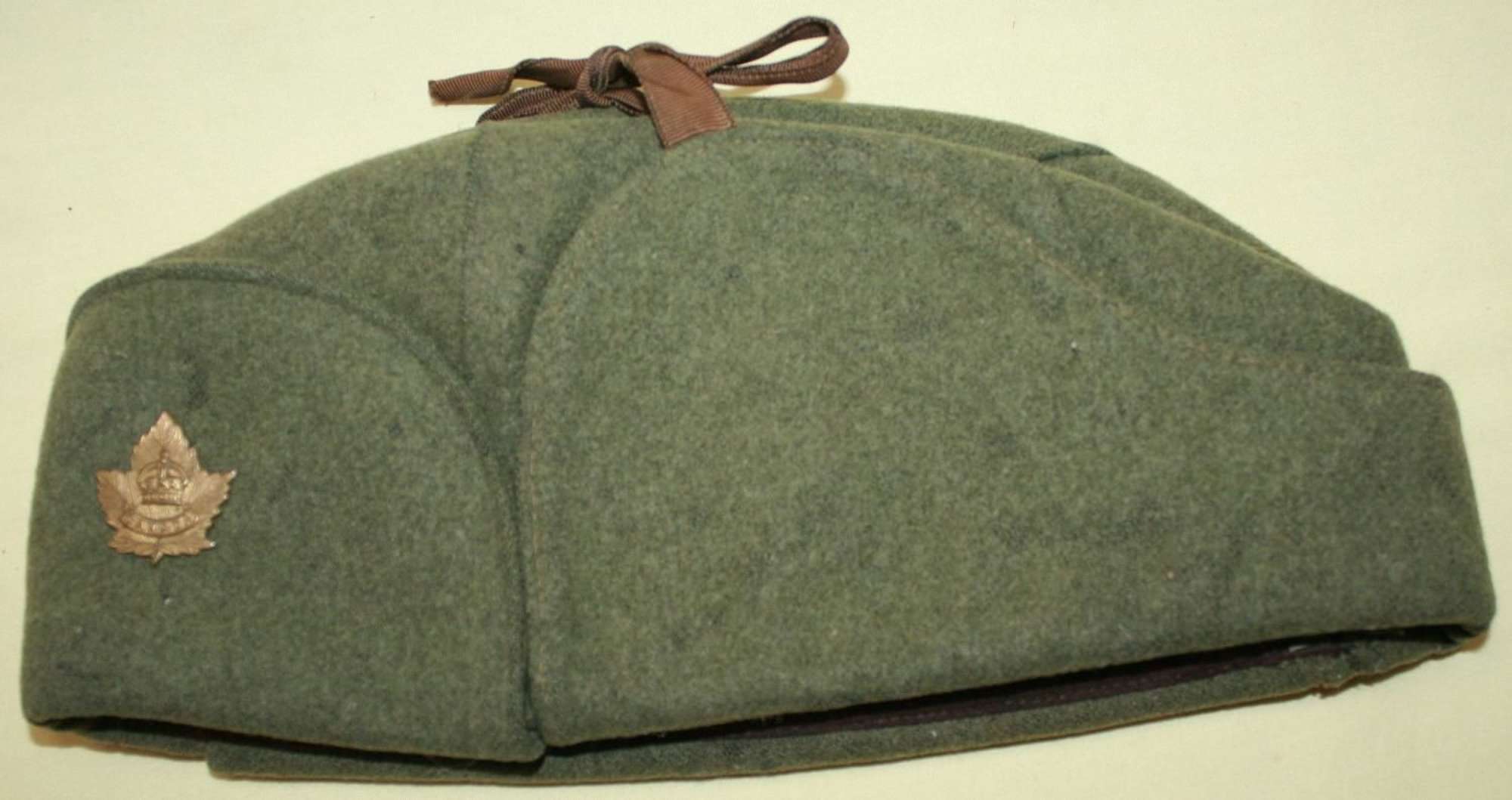 A 1942 DATED CANADIAN COLD WEATHER CAP