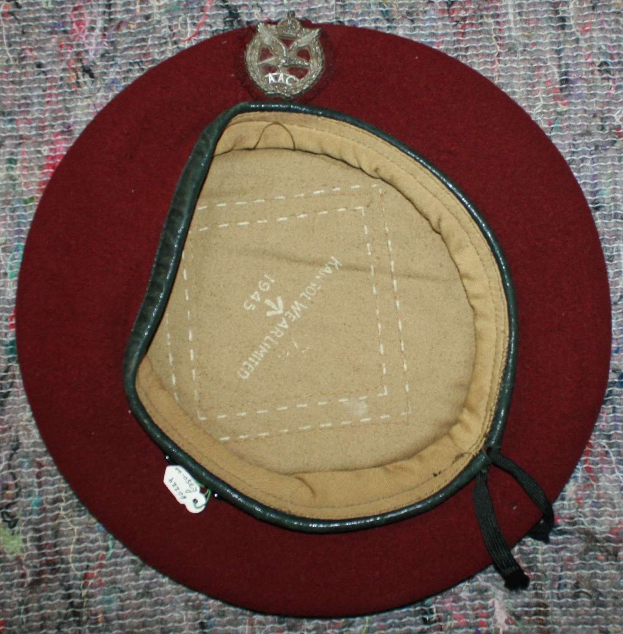 A 1945 DATED ARMY AIR CORPS BERET