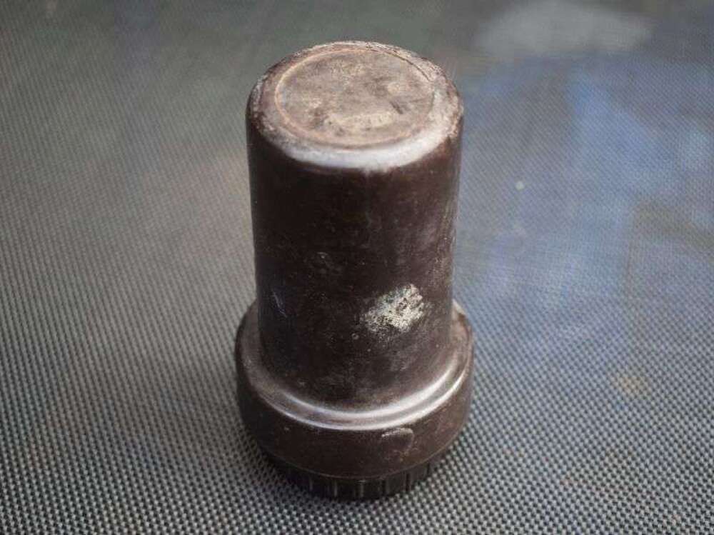 133) Good Original WW2 German Bakelite 2L Fuse Storage Container 1941