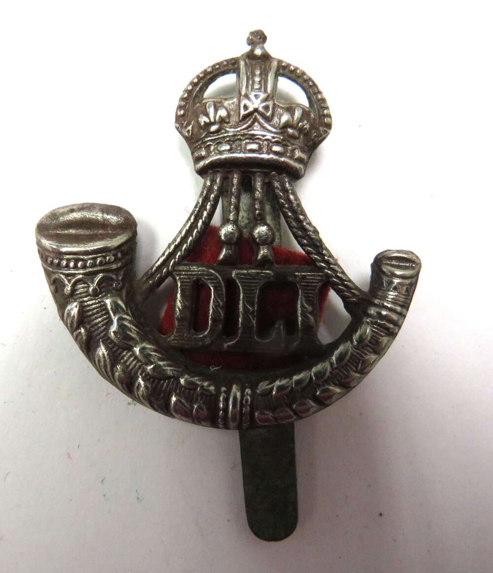 Original WW1 / WW2 Durham Light Infantry Cap Badge