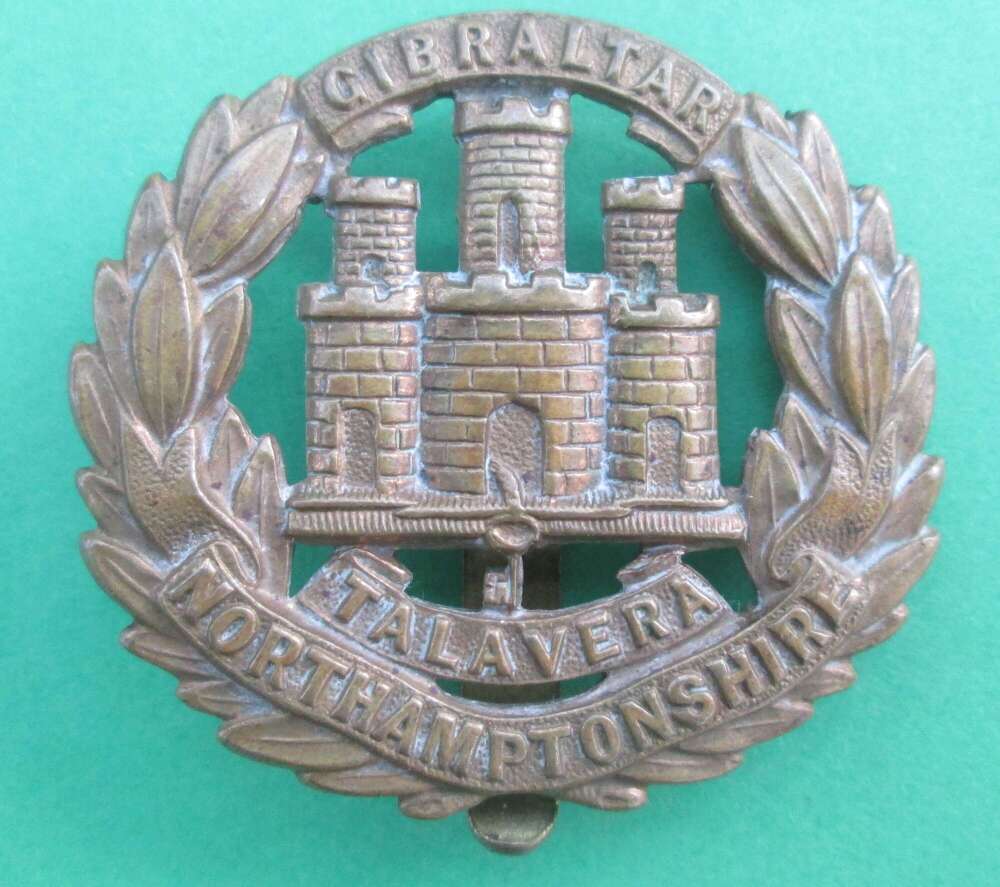 WWI economy cap badge for the Northamptonshire regiment