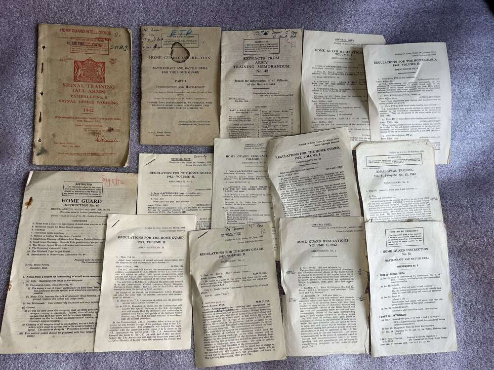 93) Interesting Group Of 14 WW2 Pamphlets & Amendments To The Home Guard