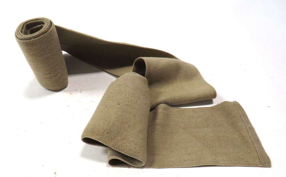 Pair of WW2 Army Short Wrap Around Fabric Puttees