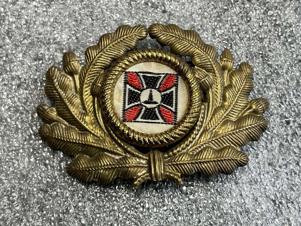 4) Excellent WW2 German DRKB WW1 Veterans Cap Badge Kyffhauserbund Cap Badge