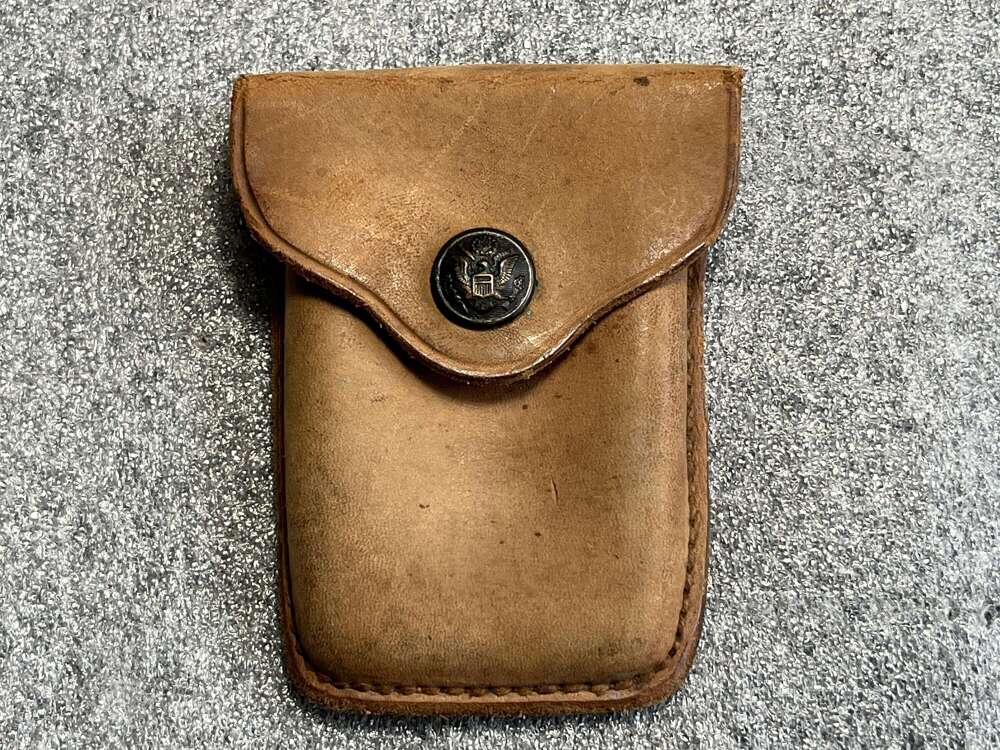 6) Nice Early WW1 US Army Leather Ammo Pouch With US Army Eagle Popper
