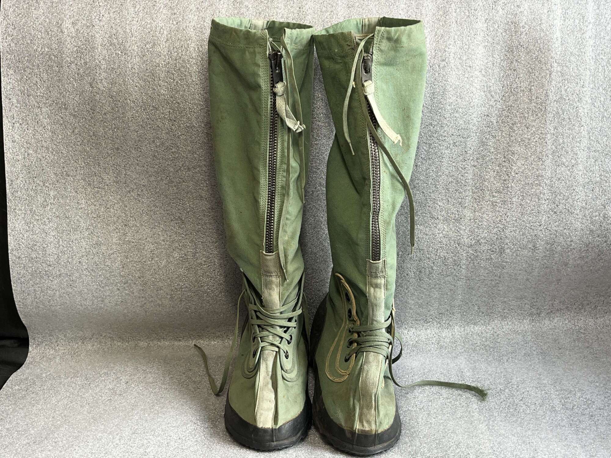 18) Vintage US Army High Zip Up Cold Weather Boots and Inserts. Boot Extreme Cold Weather