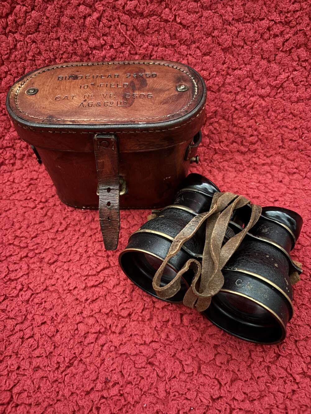 WW2 British Commando/ Airborne Binoculars in Orginal Case