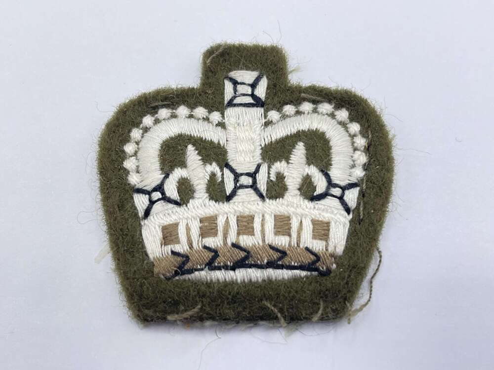 Post WW2 WO2 Warrant Officer  (Crown Only) Rank Badge/ Patch