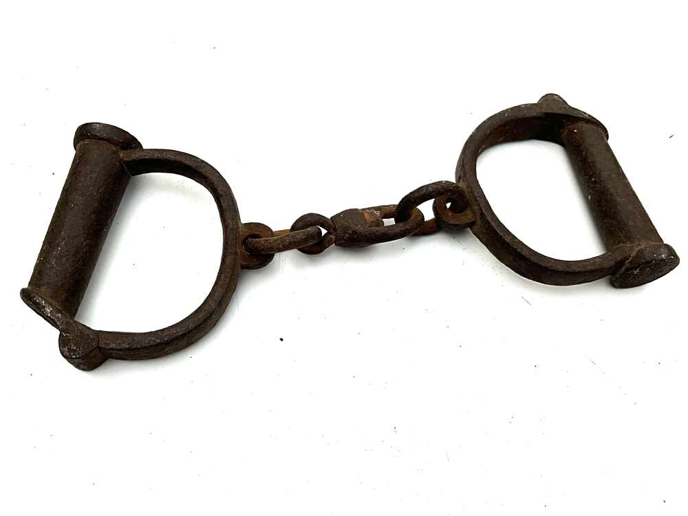 HANDCUFFS BY HIATT