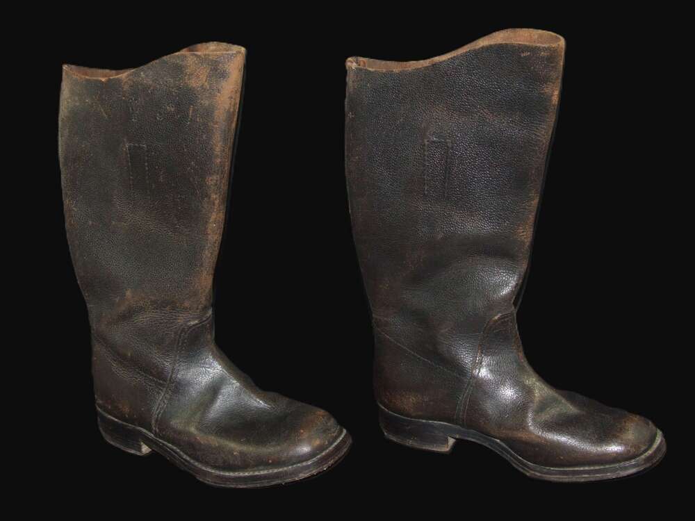 1943 Dated Royal Navy High Boots