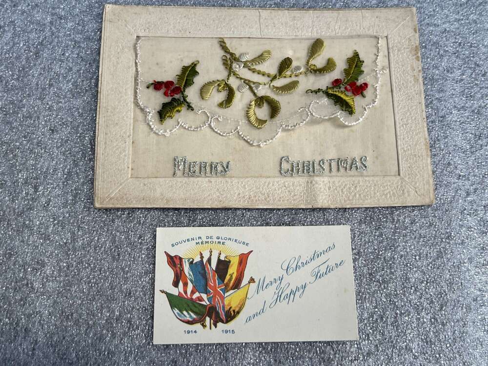 95) Lovely Original WW1 Patriotic Silk Christmas Card Post Card France 1915