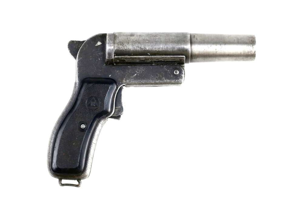 Deactivated Kovrov Flare Pistol SN. PKFP