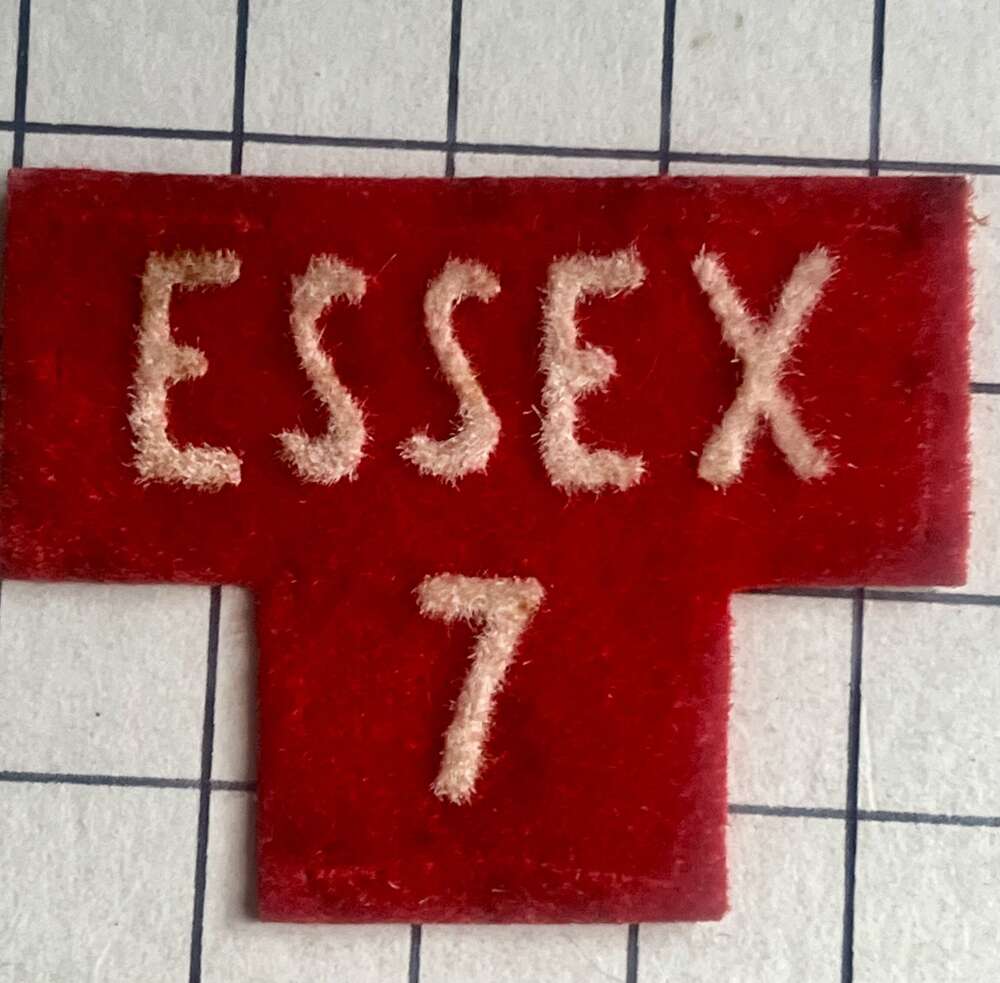 c1952-57 Essex Regiment Number 7, 2nd Phase Home Guard (HG) Shoulder Title Badge