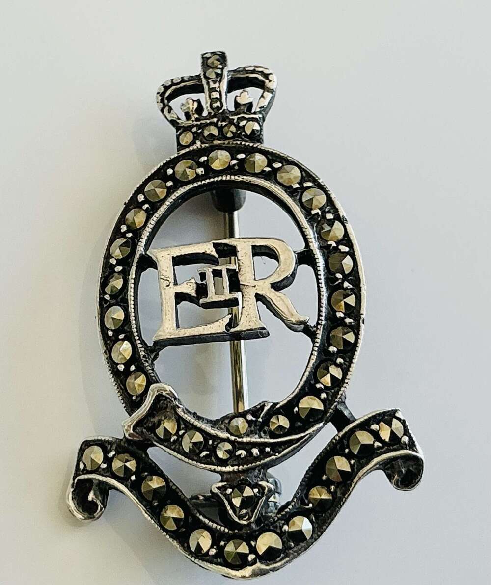 Royal Horse Artillery sweetheart brooch