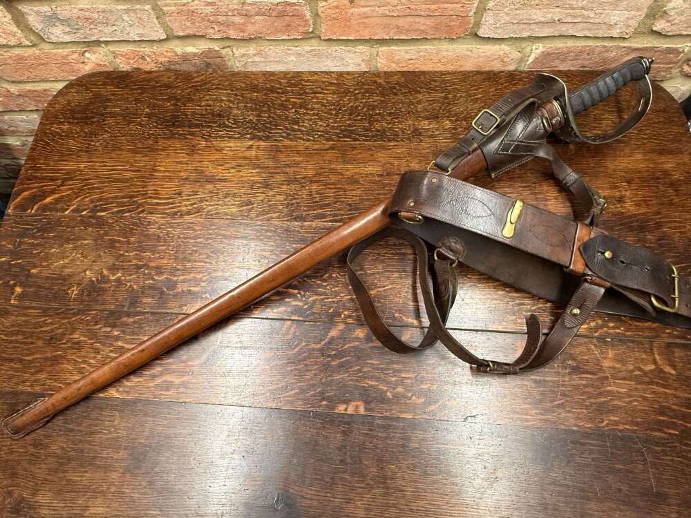 WWI Captain Samuel Geering 25th Frontiersmen Royal Fusiliers Named Officer's Sword Africa