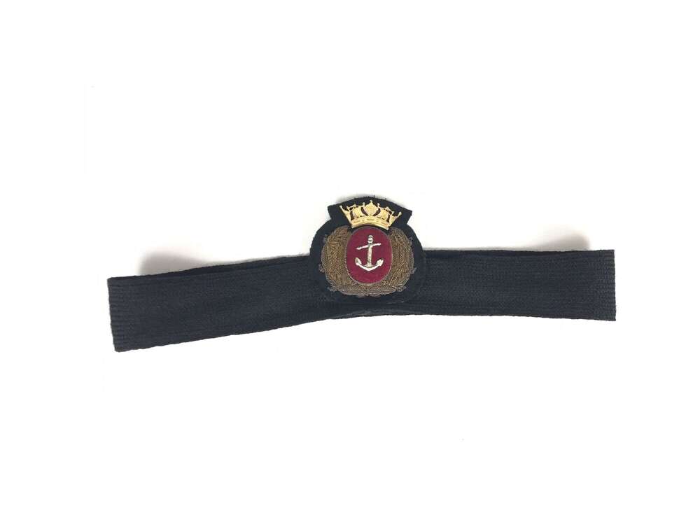 WW2 Pattern Merchant Navy Officer&rsquo;s Cap Badge.