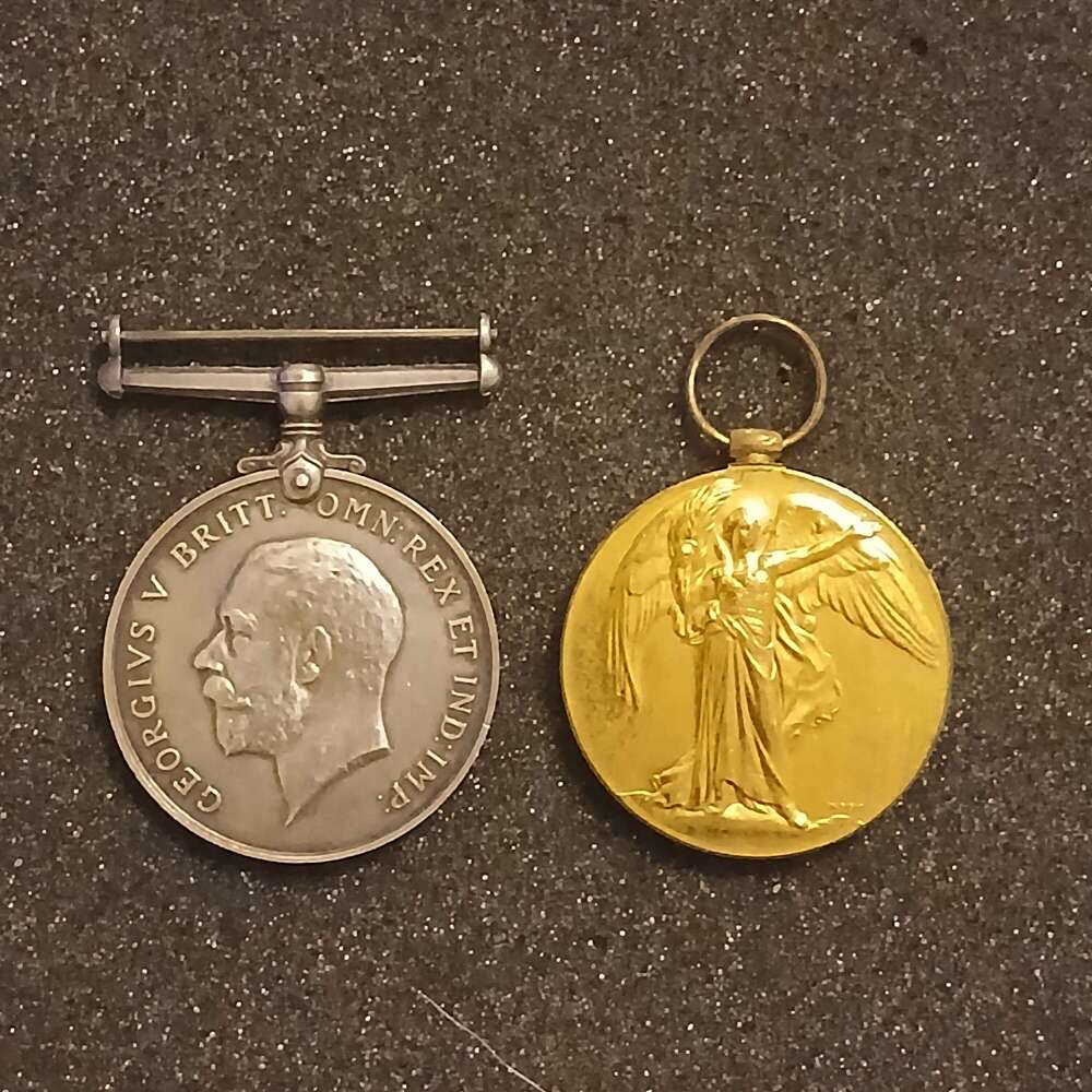 WW1 Pair Lieut A.F Harrison