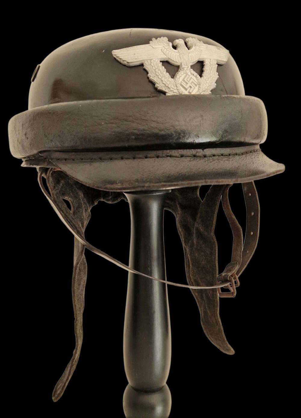 Early III Reich Metropolitan issue Polizei Motorcyclist Crash Helmet by ErEl.