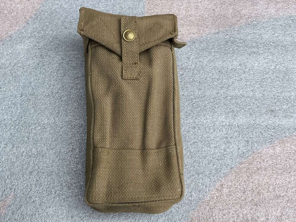 3) Mint Unissued Original WW2 British Army MT Drivers Bren Mag Pouch MW&S Ltd 1944