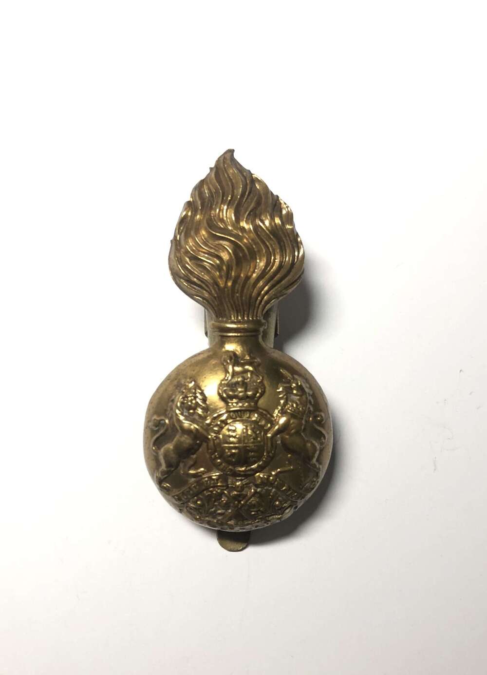 Scottish. Royal Scots Greys Victorian bearskin plume holder