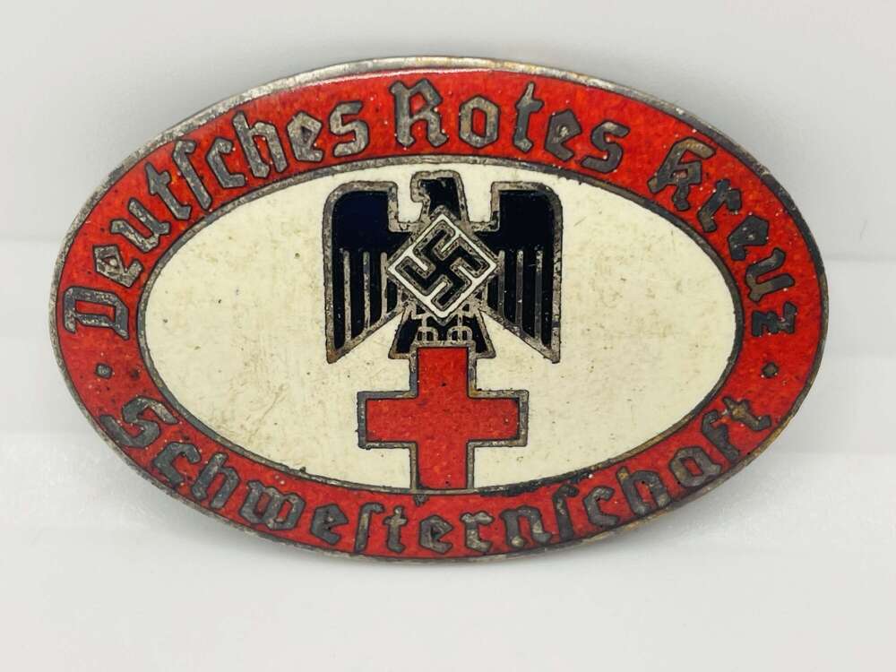WW2 German DRK Red Cross Nurse Badge