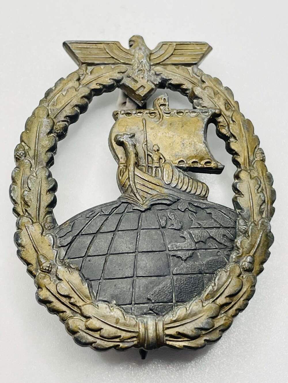 WW2 German Auxiliary Cruiser Combat Badge F.O