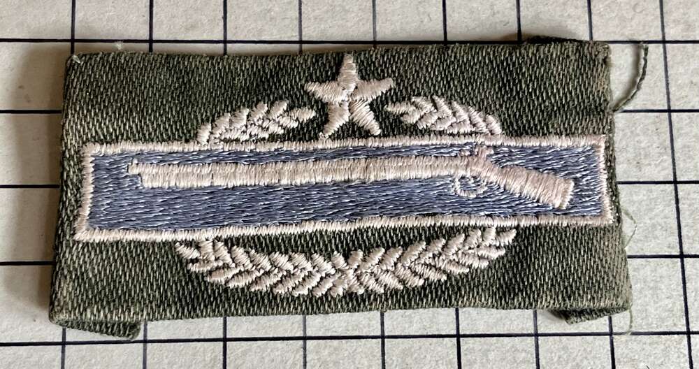US Vietnam War Era Cloth Combat Infantry Badge (CIB) 2nd Award Star Patch