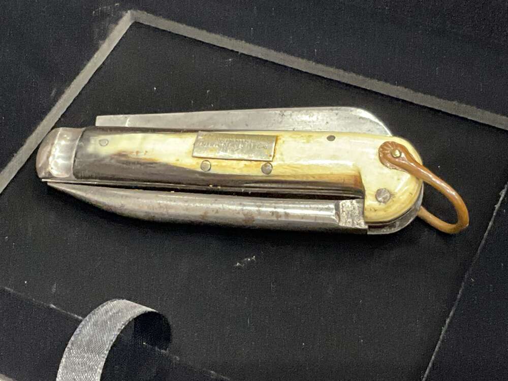 HMS IMPREGNABLE OFFICERS KNIFE