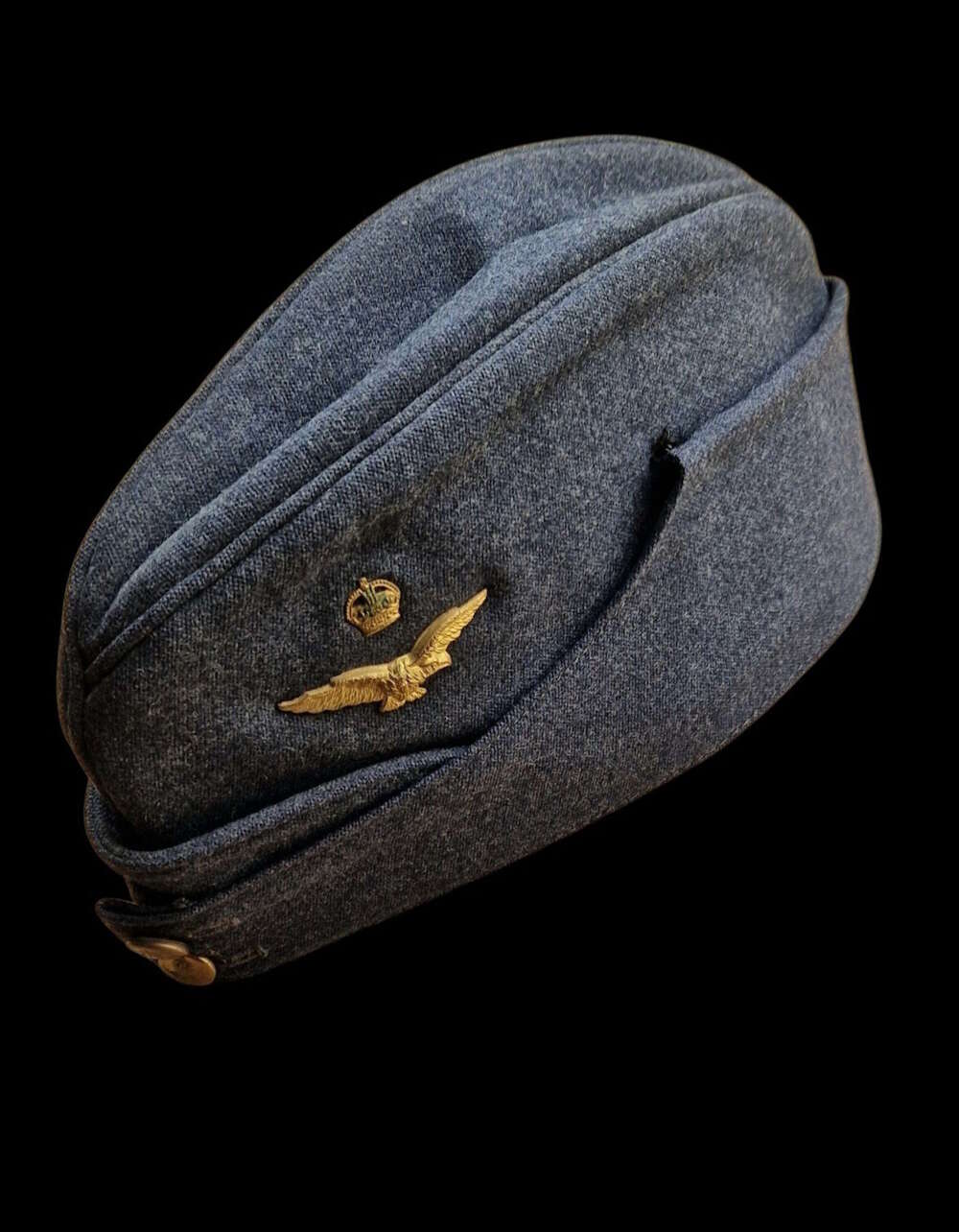 RAF Officer's Field Service Cap Size 7 1/4 1945 Dated.