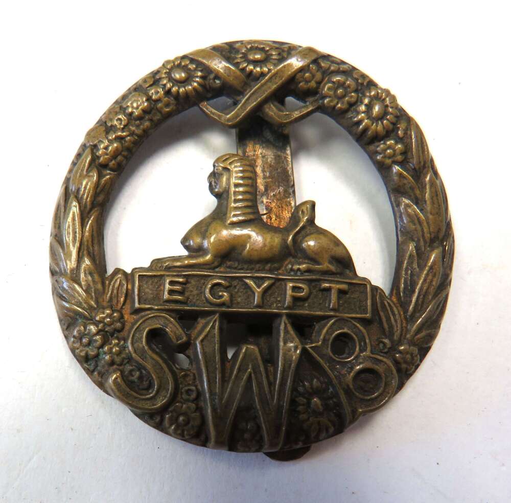 WW1 Brass Economy South Wales Borderers Cap Badge