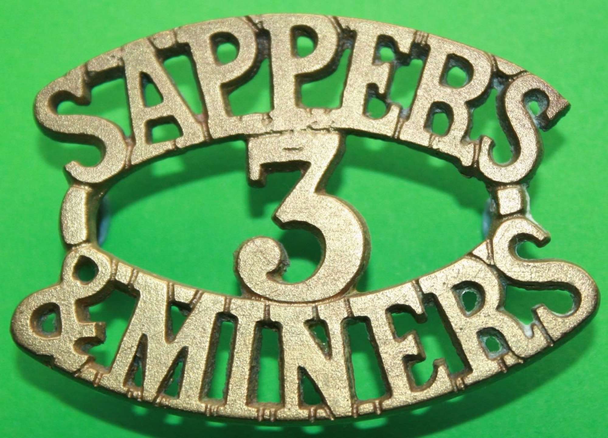A 3RD SAPPERS AND MINERS SHOULDER TITLE