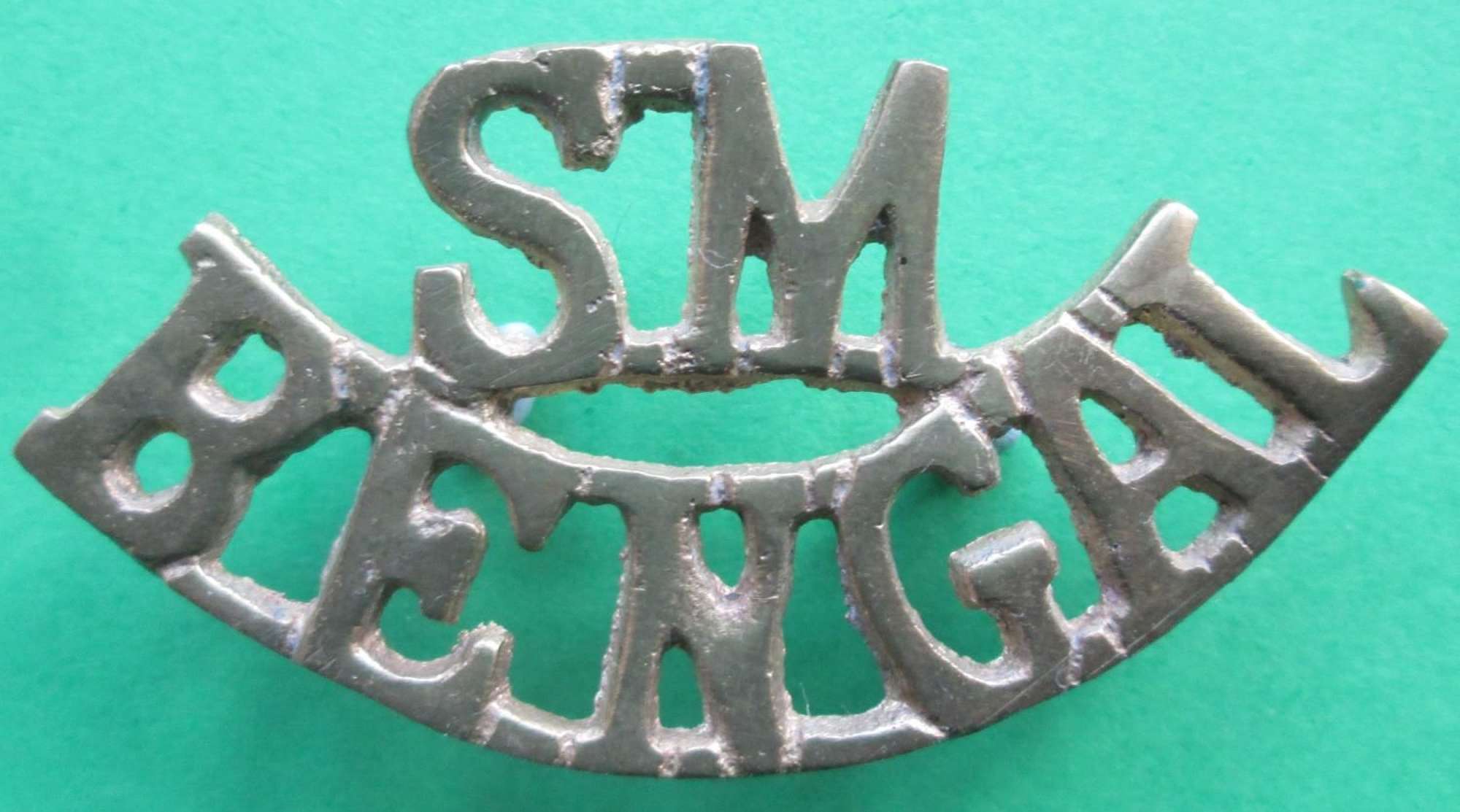 A BENGAL SAPPERS AND MINERS SHOULDER TITLE