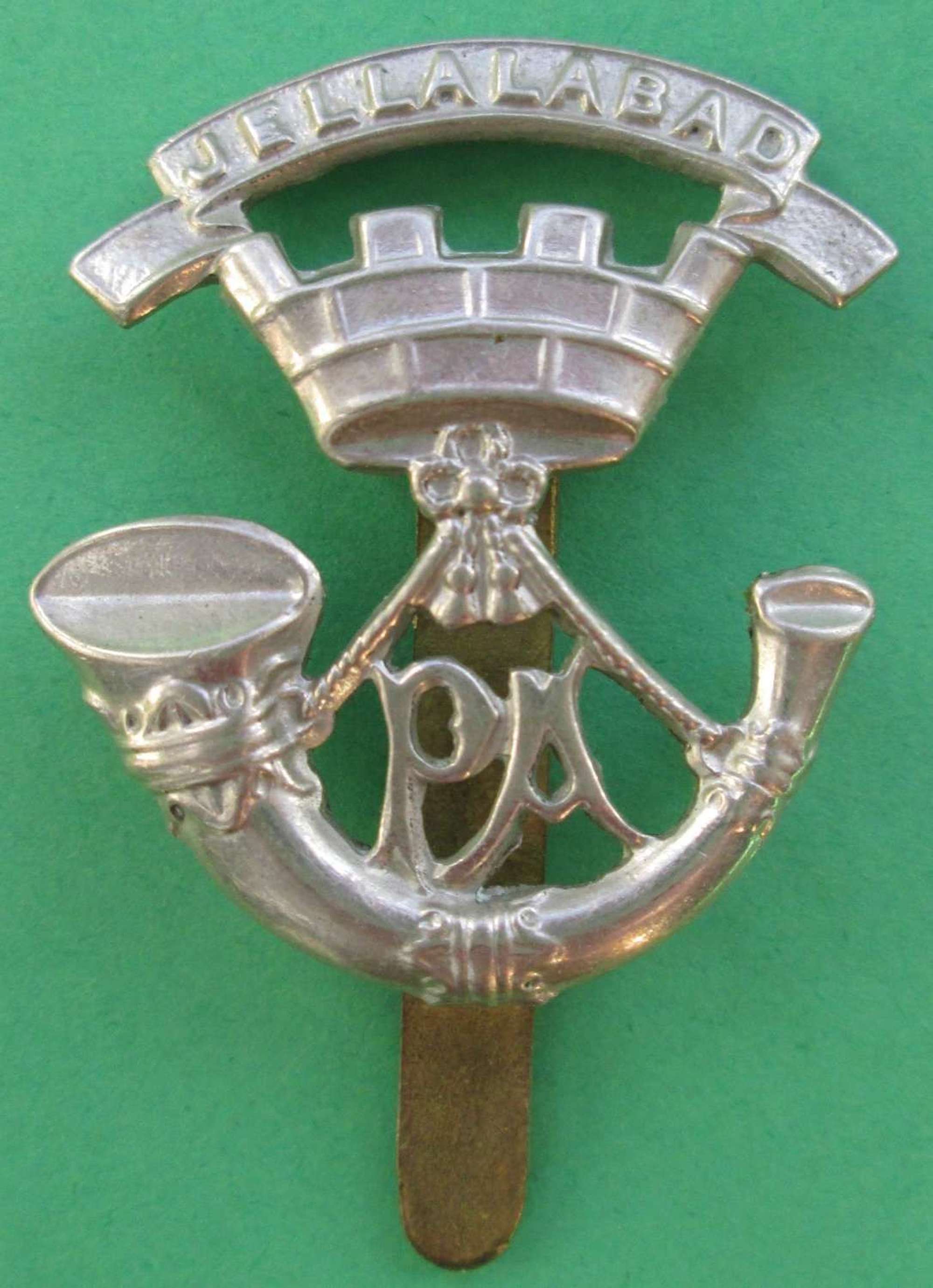 A PRINCE ALBERT'S (SOMERSET LIGHT INFANTRY) SMALL SIZE BERET BADGE