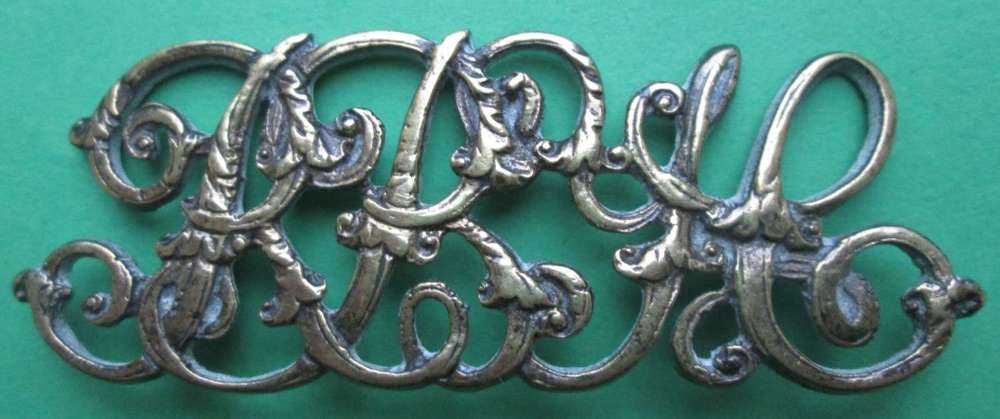 A ROYAL BUCKINGHAMSHIRE HUSSARS LARGE SIZE ROLLING SCROLL TITLE