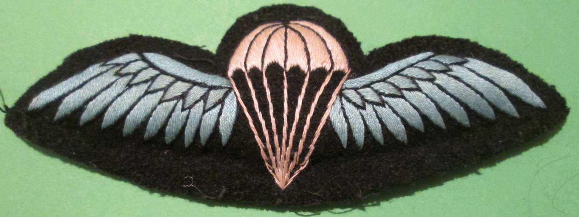 A VERY RARE EXAMPLE OF A WWII PERIOD SILK MADE JUMP WING