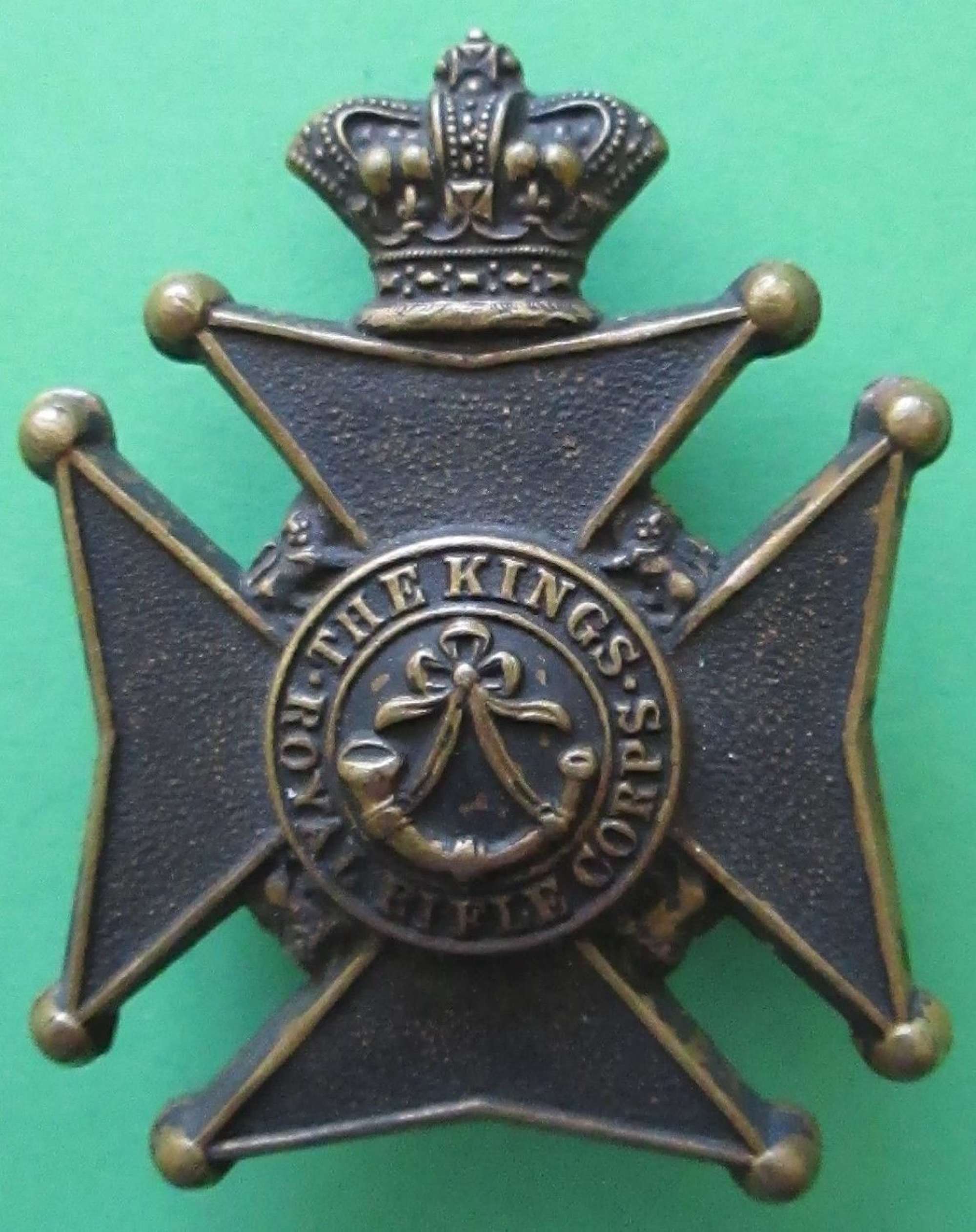 A VICTORIAN KINGS ROYAL RIFLE CORPS GLENGARRY BADGE