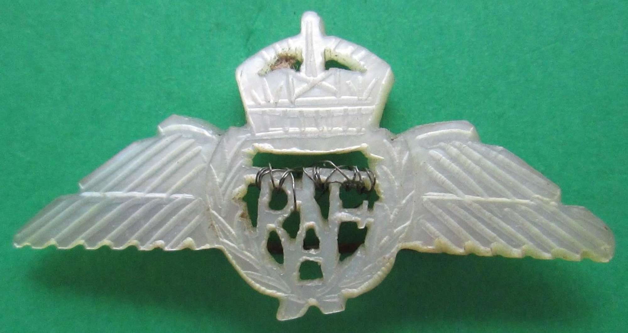 A WWII BETHLEHEM MADE MOTHER OF PEARL RAF BROOCH