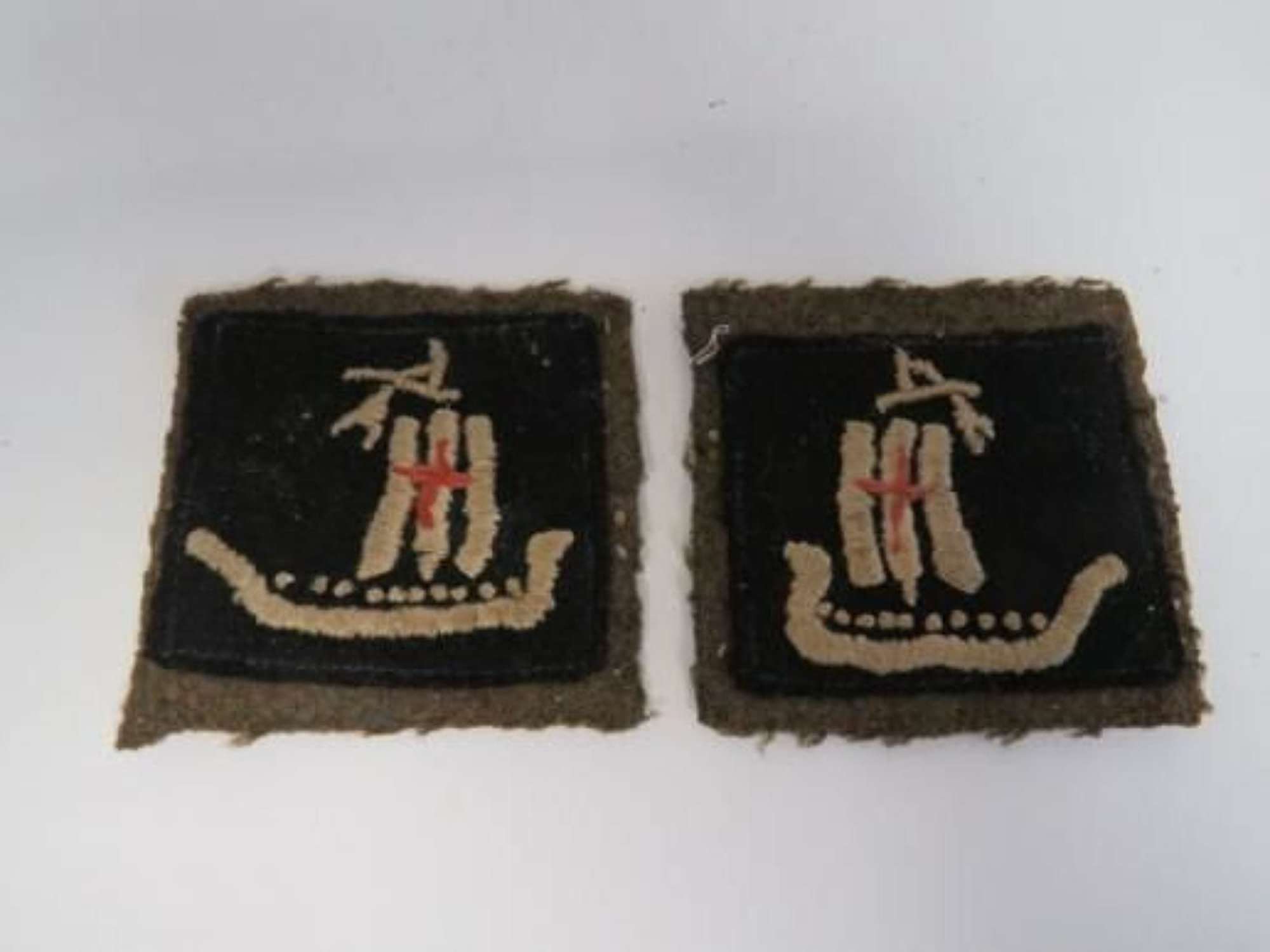 Pair of 5th Corps Formation Badges
