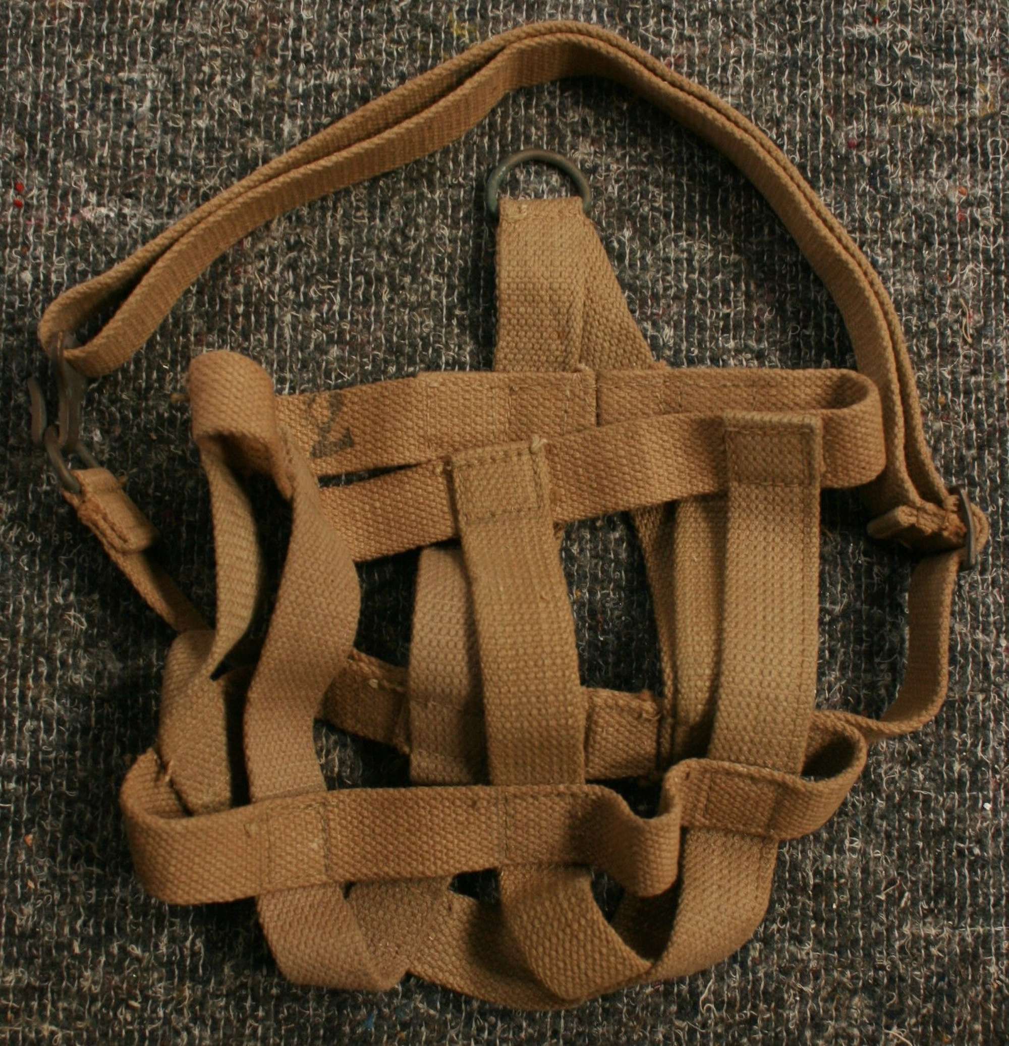 A WWII 1944 DATED 38 RADIO WEBBING CARRIER / CRADLE