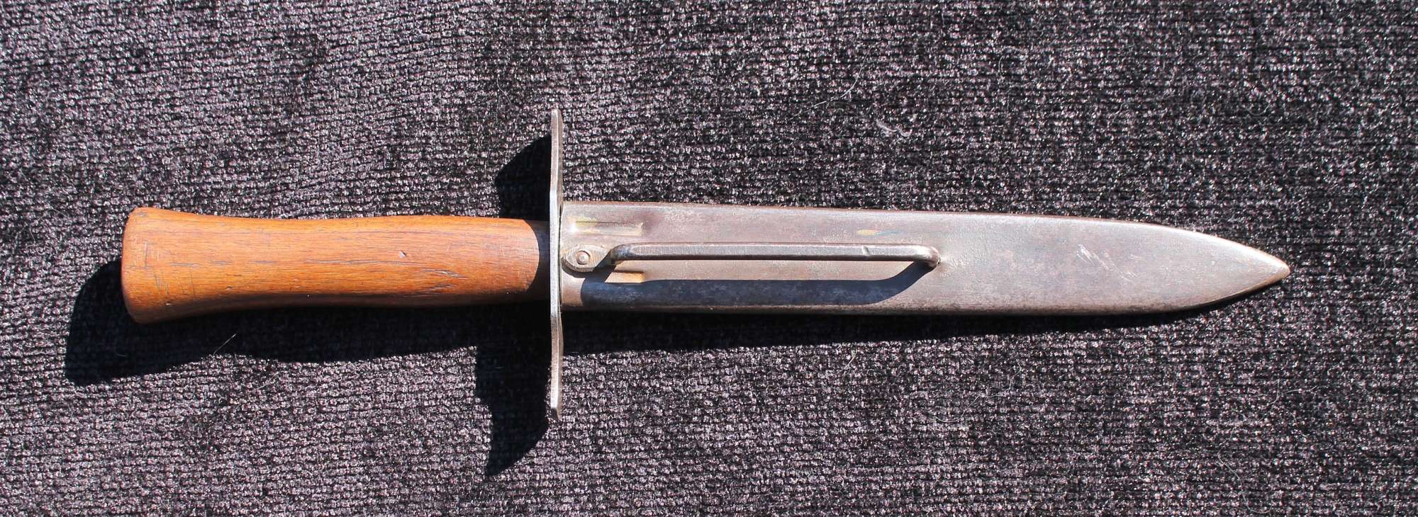 French Model 1916 Fighting Knife