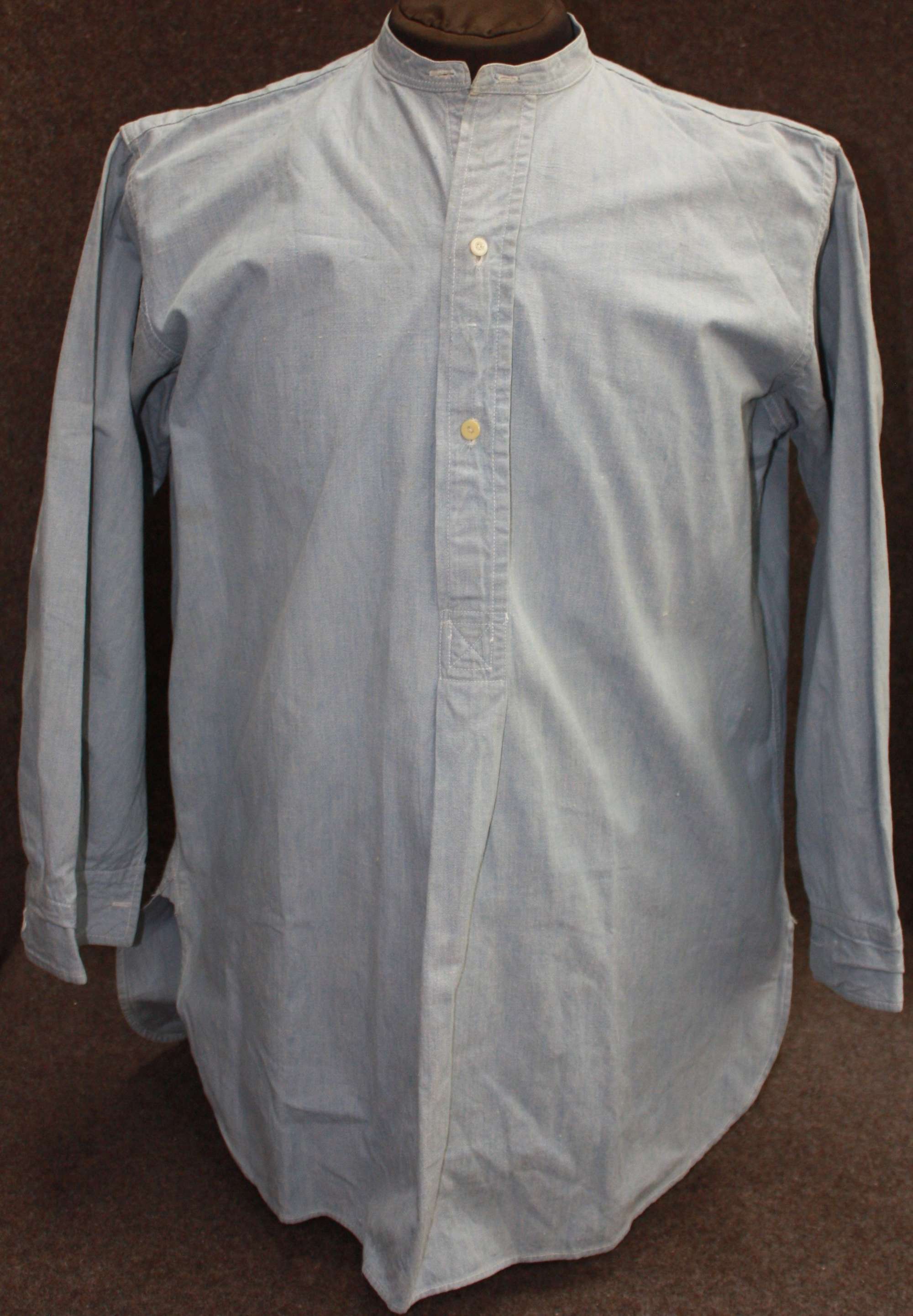 A WWII 1943 DATED INDIAN MADE RAF SHIRT HEAVY COTTON EXAMPLE