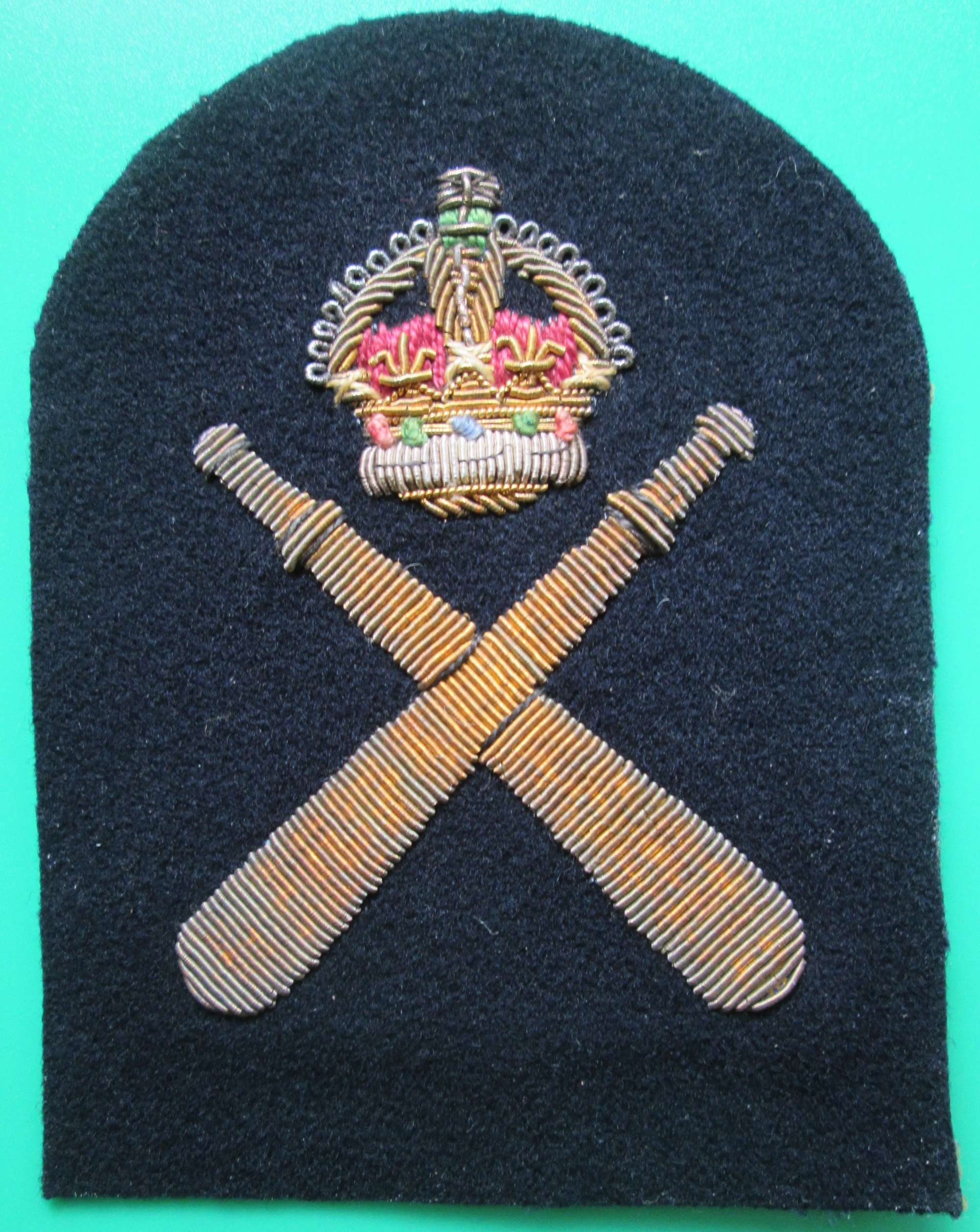 A ROYAL NAVAL PHYSICAL TRAINING LEAD RATING BADGE