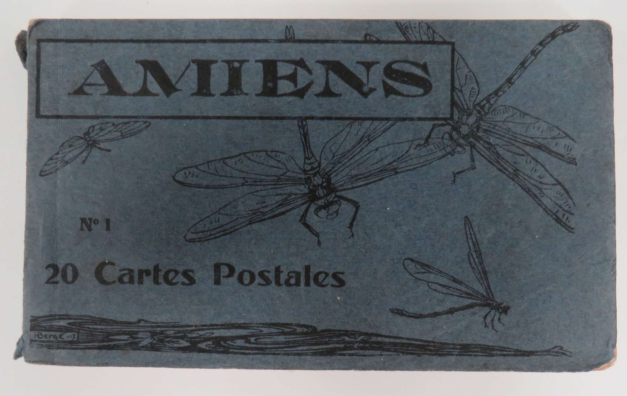WW 1 Amiens Postcard Booklet