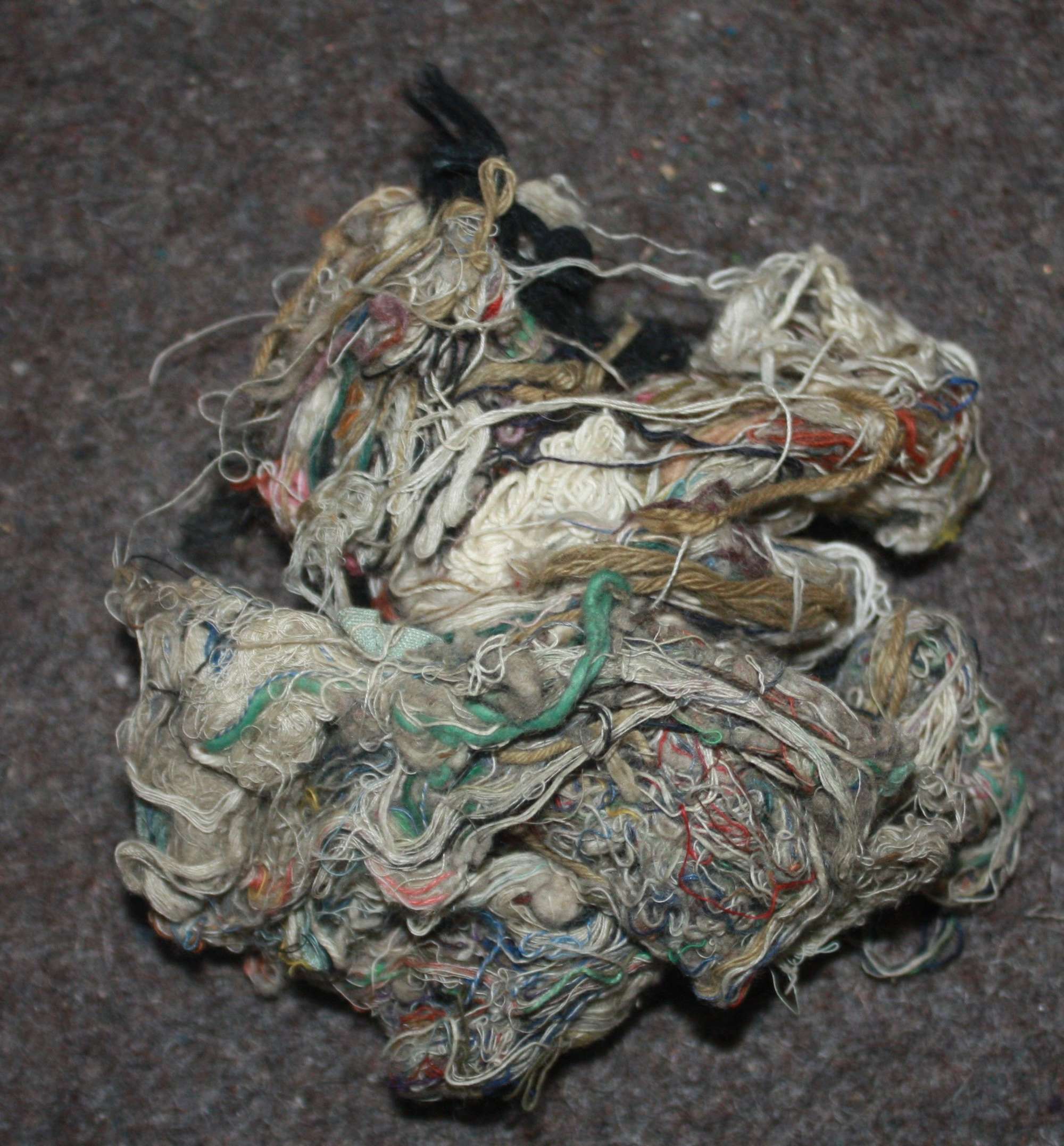 A HANDFULL OF WWII COTTON WAIST FOR THE GAS MASK BAG ORIGINAL LOT