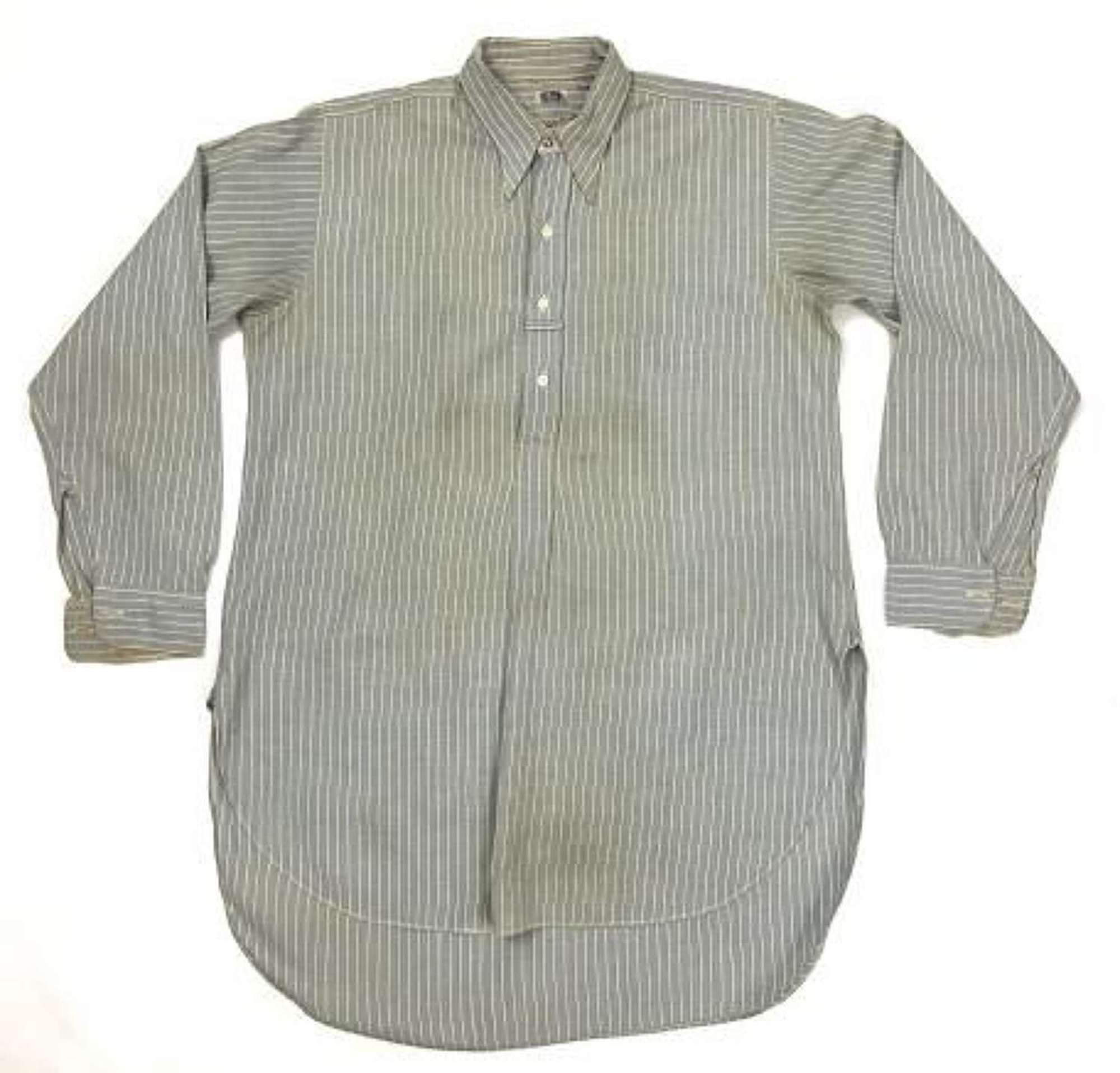 Original 1940s British Made Men's Collared Shirt by 'McLaren'