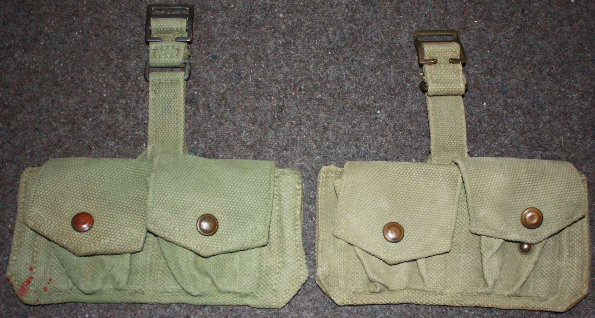 A GOOD MATCHING PAIR OF THE SMALL DOUBLE AMMO POUCHES