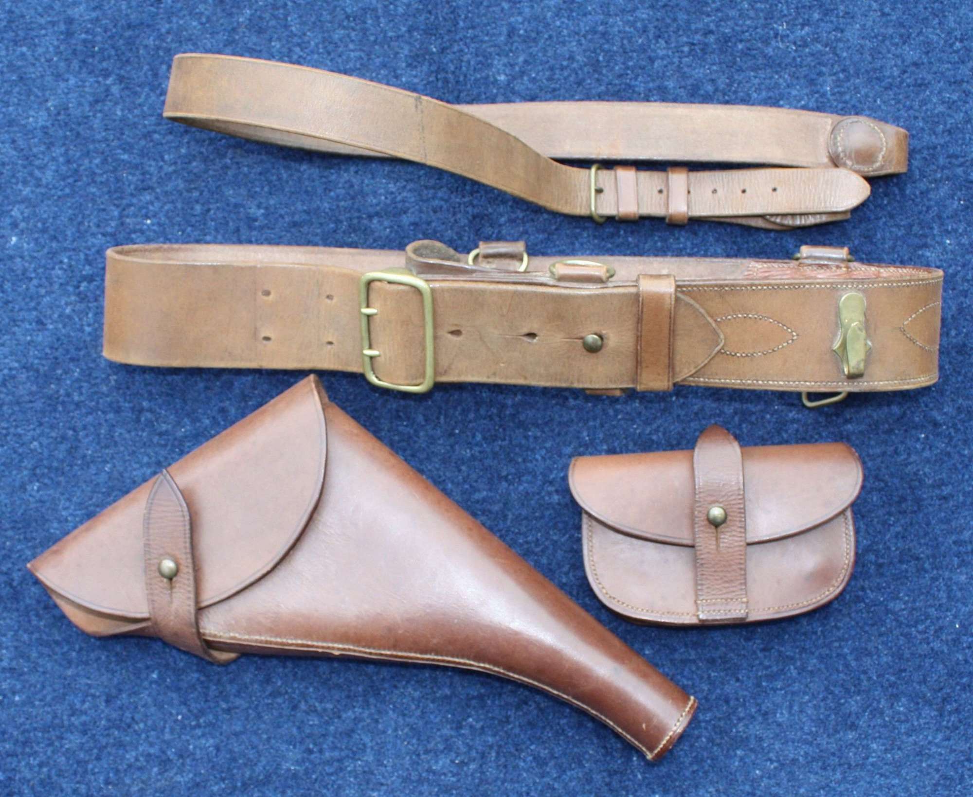 WW1 BRITISH ARMY OFFICERS LEATHER SAM BROWN BELT, HOLSTER & AMMO POUCH