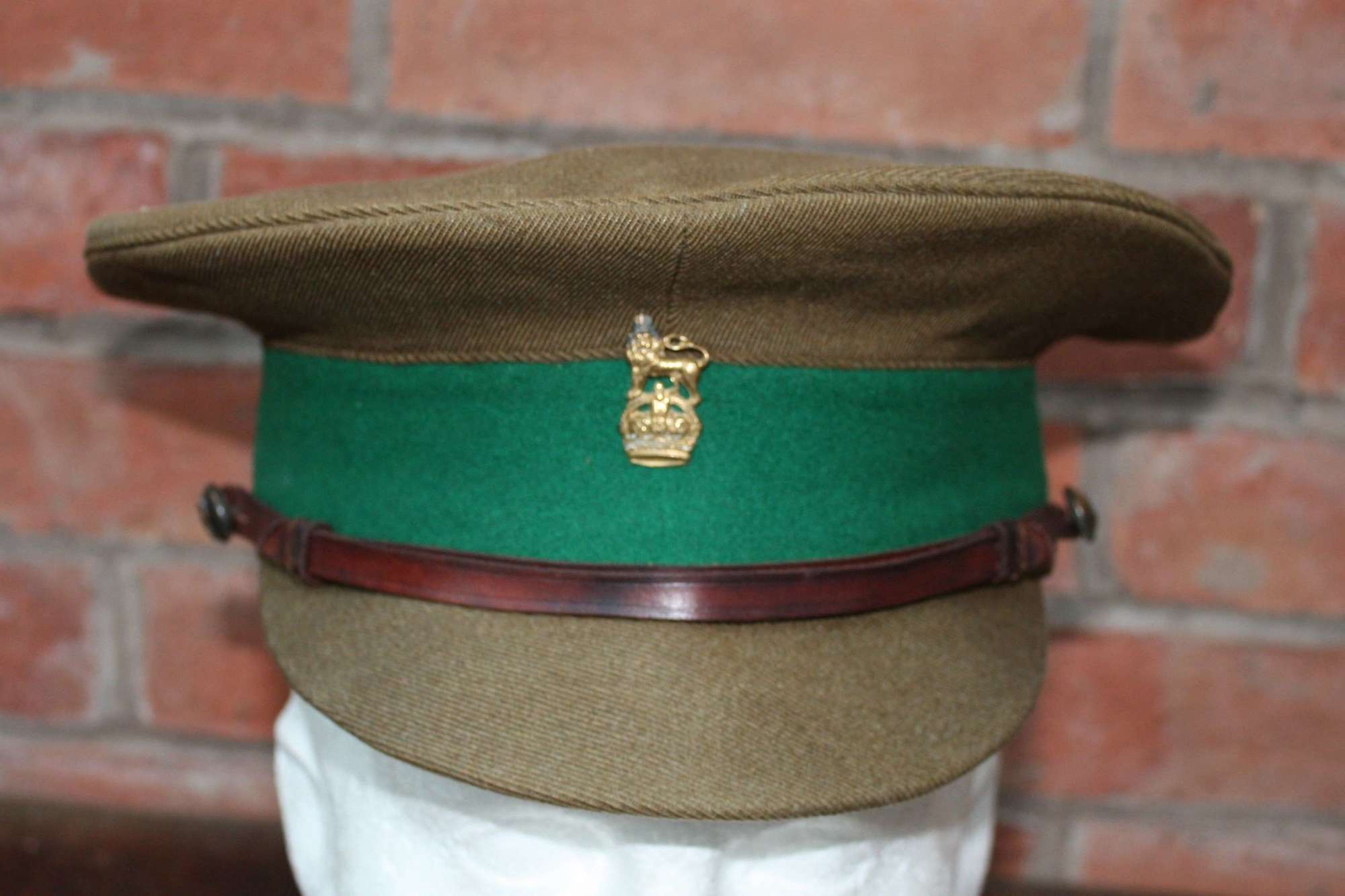 BRITISH WW1 1905 PATTERN OFFICERS KHAKI SERVICE DRESS CAP.